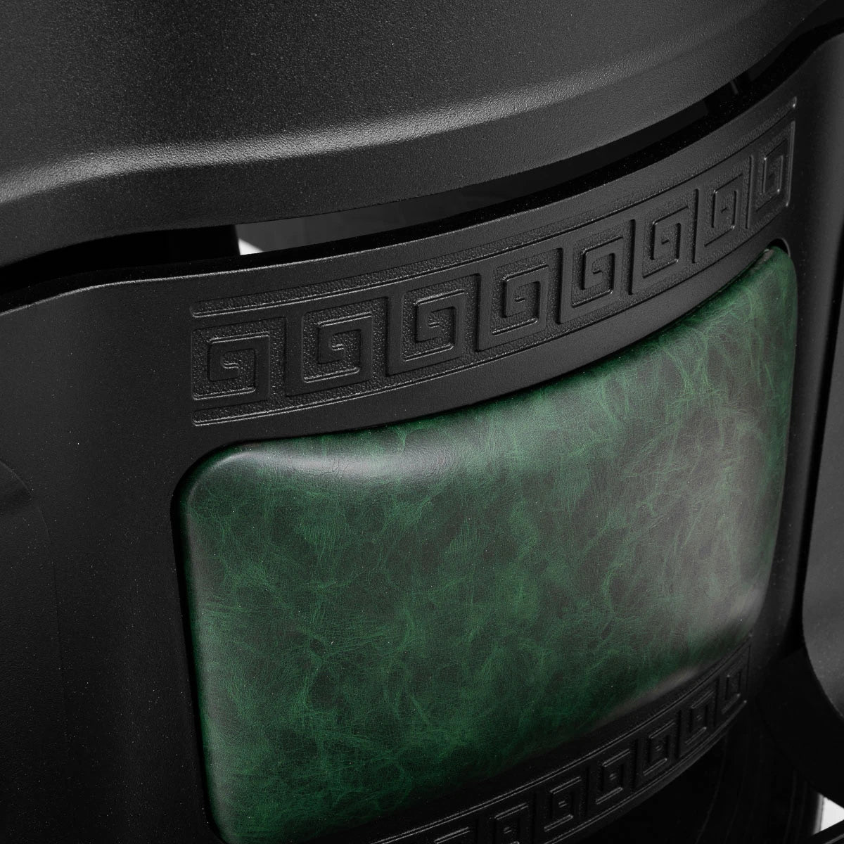 Barber chair Gabbiano President green