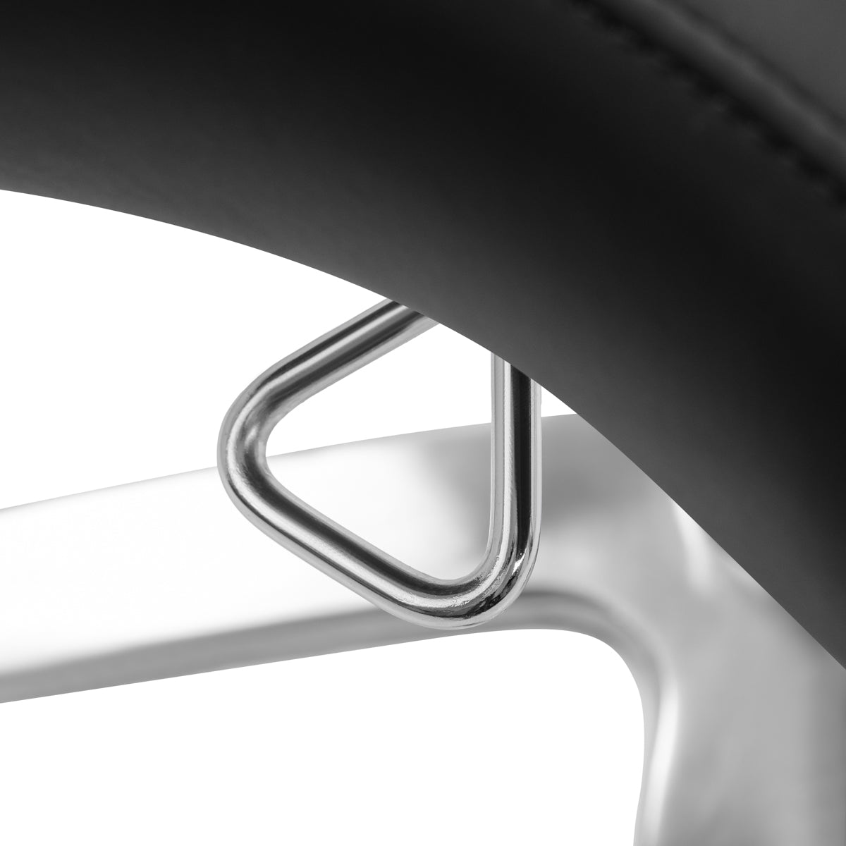 Omega Supremo Griešanās krēsls, melns