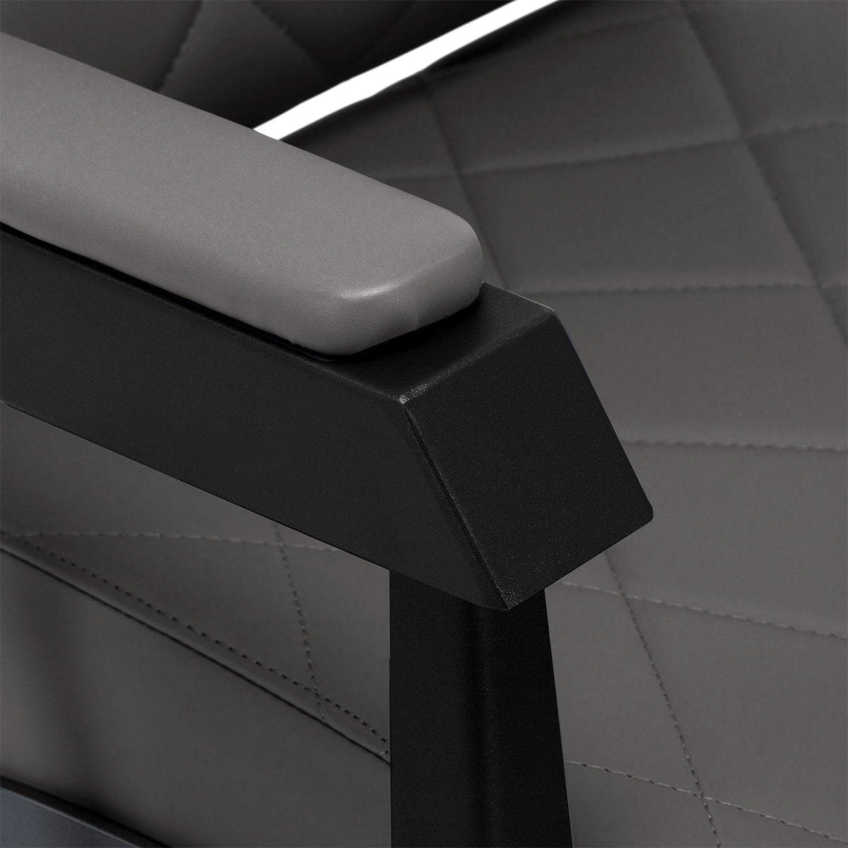 Gabbiano barber chair Bruno graphite with a black base