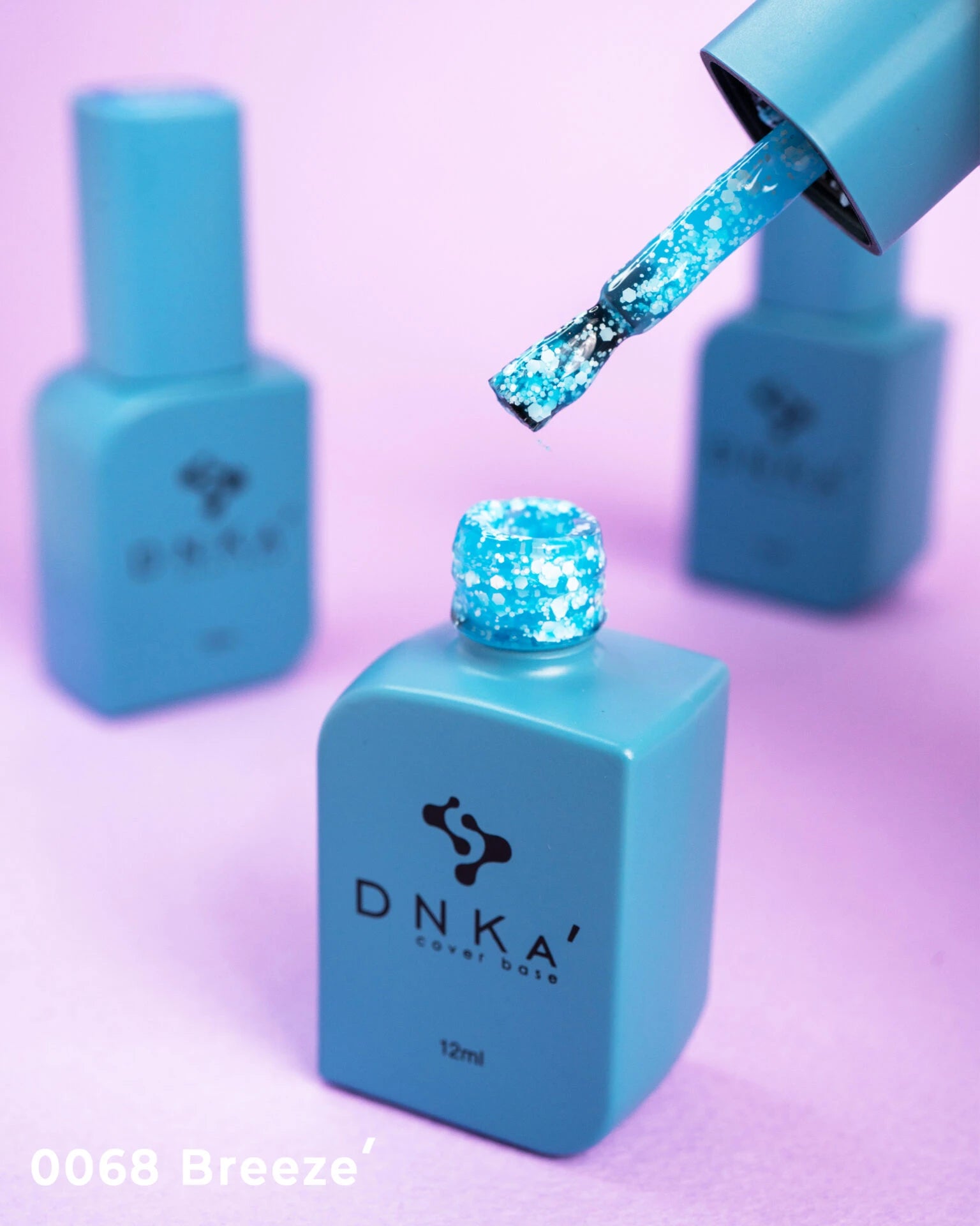 DNKa' Cover Base, 12 ml #0068 Breeze