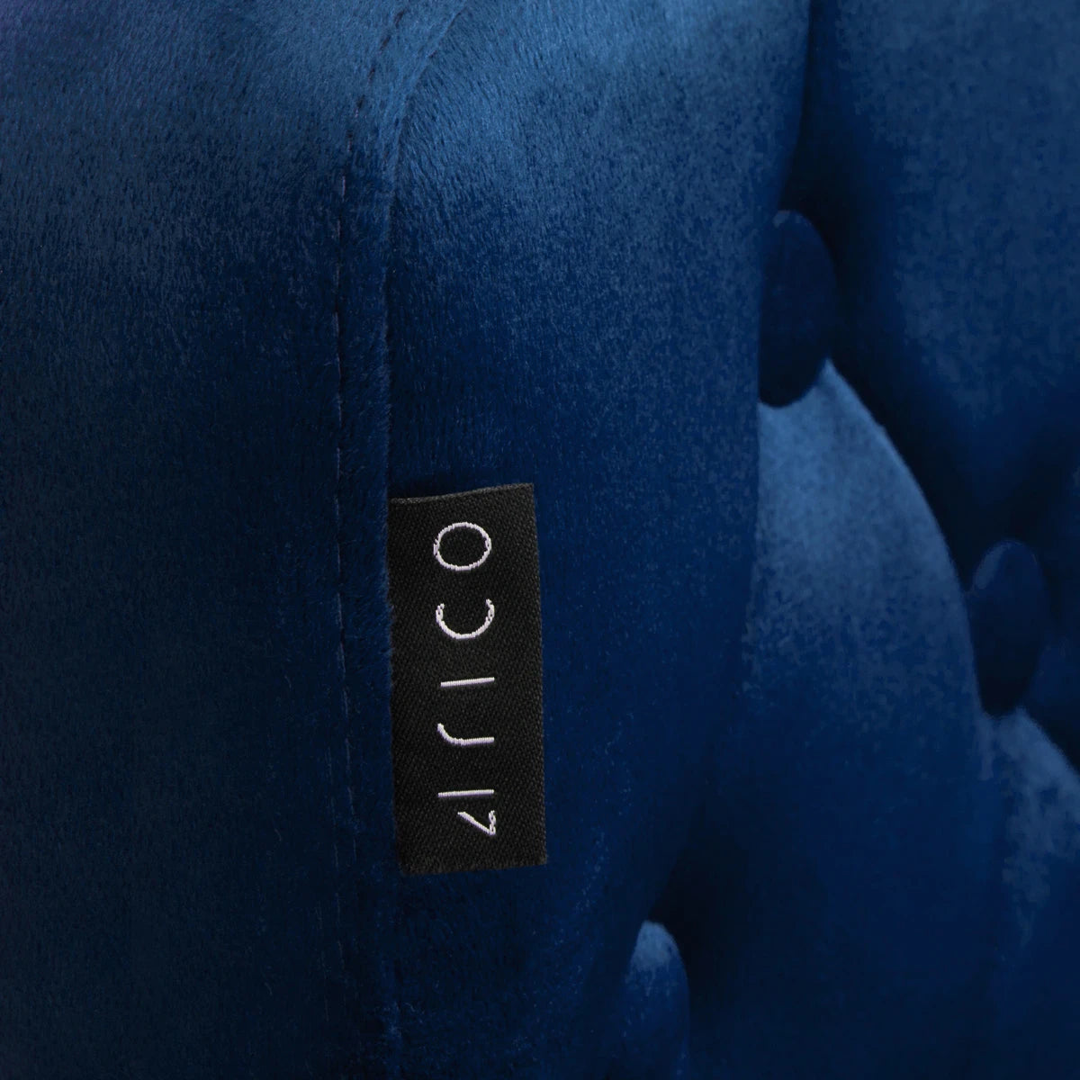 4Rico Chair QS-OF213G velvet blue