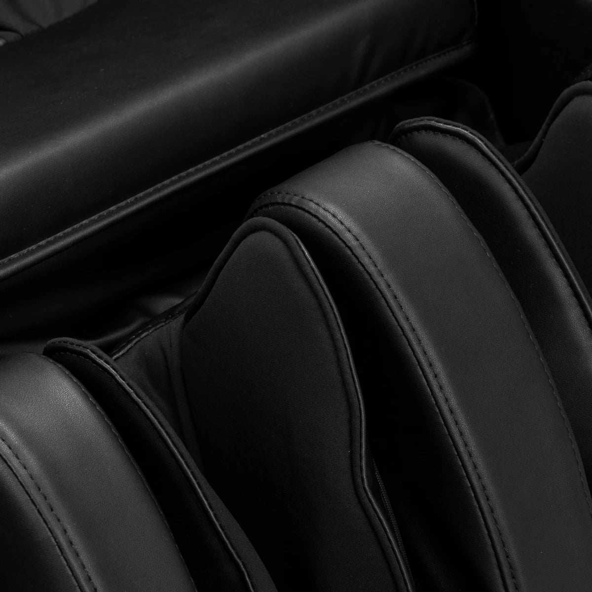 Sakura Luxury 808 massage chair black