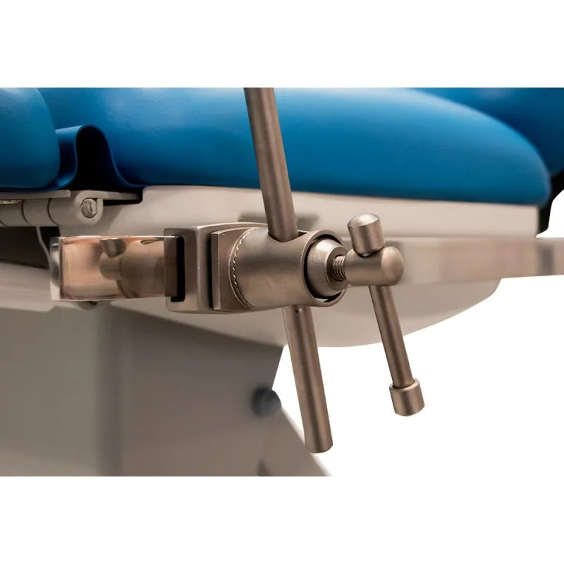 Iliaq – Electric gynaecological chair with 3 motors