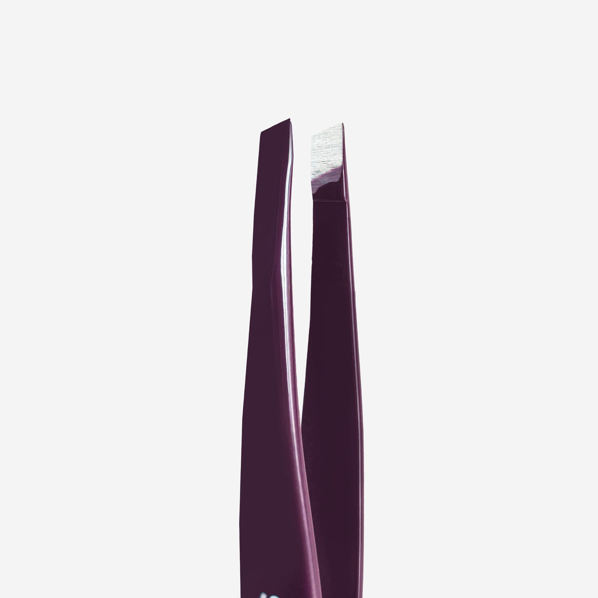 Eyebrow tweezers violet EXPERT 11 TYPE 4v (narrow beveled)