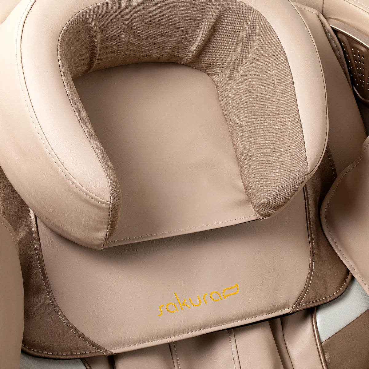 Sakura Prime 101 massage chair white