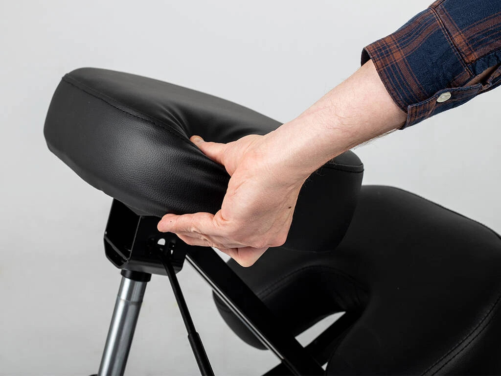 Ergonomic Kneeling Chair Ergo Standard, gas spring, castors with lock