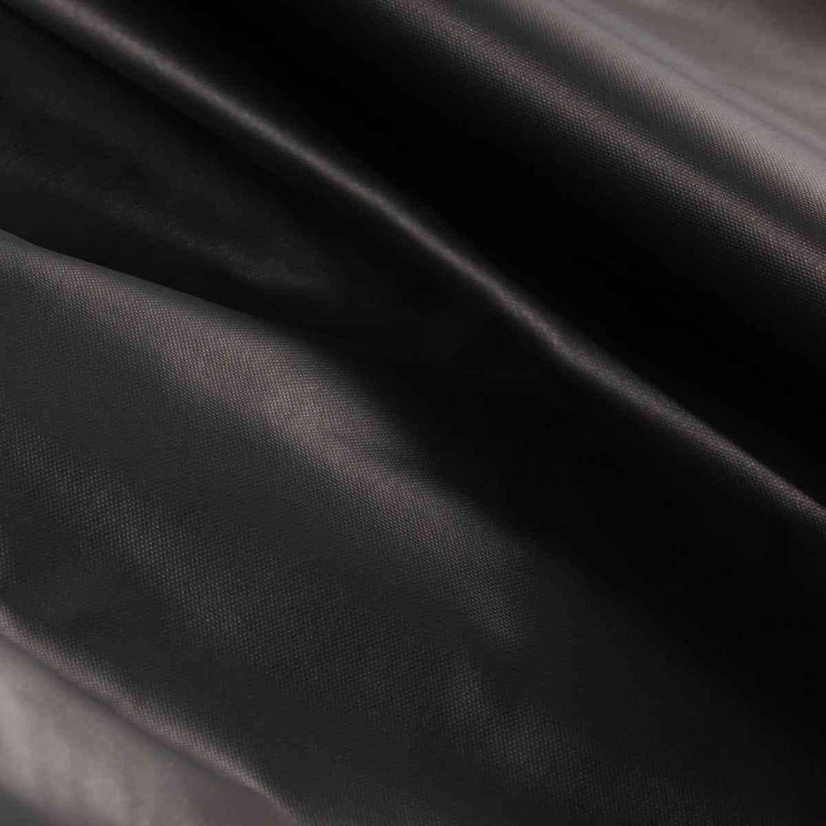 HAIRDRESSING CAPE J-120