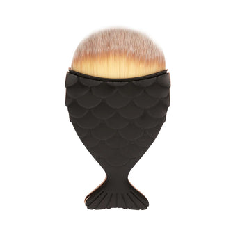 Black fish dust brush