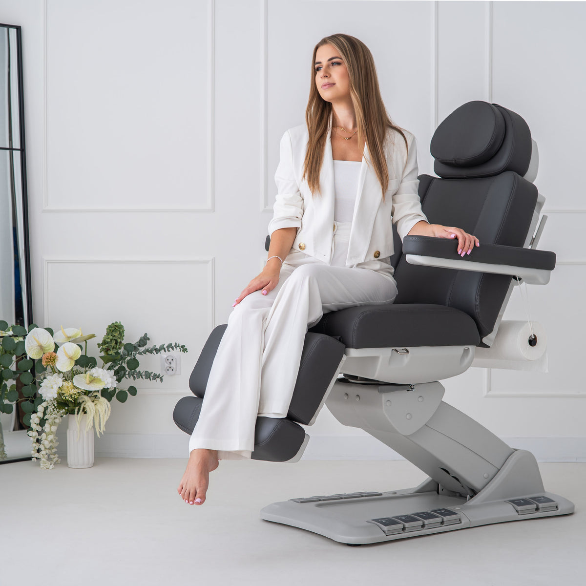 Poltrona di bellezza elettrica Evia Balance Graphite