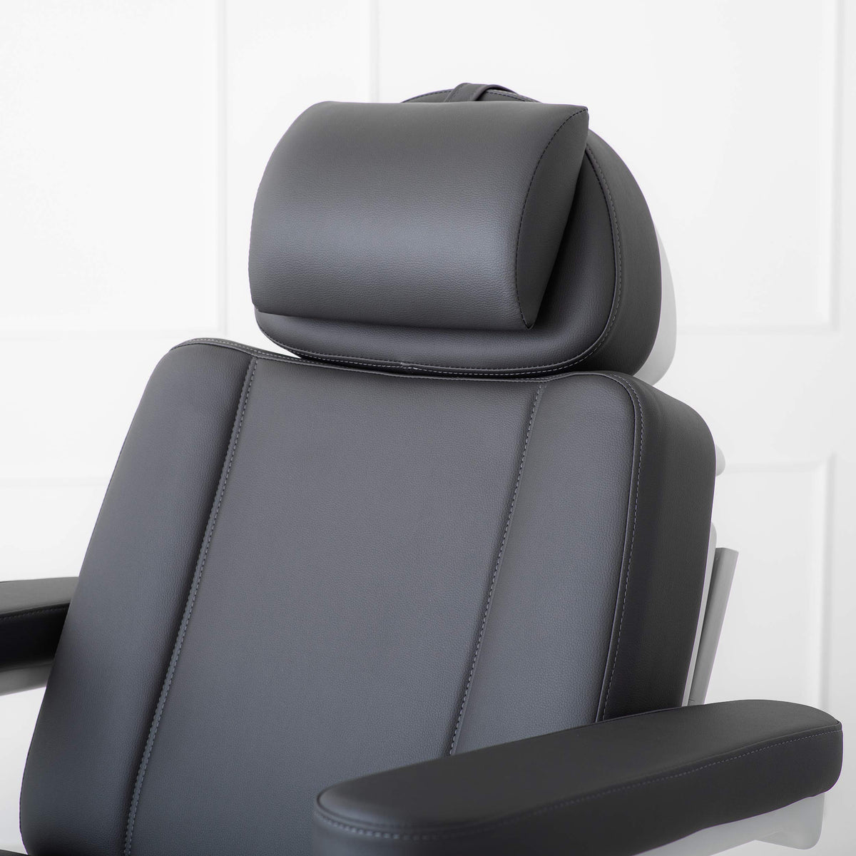 Electric beauty chair Evia One Graphite