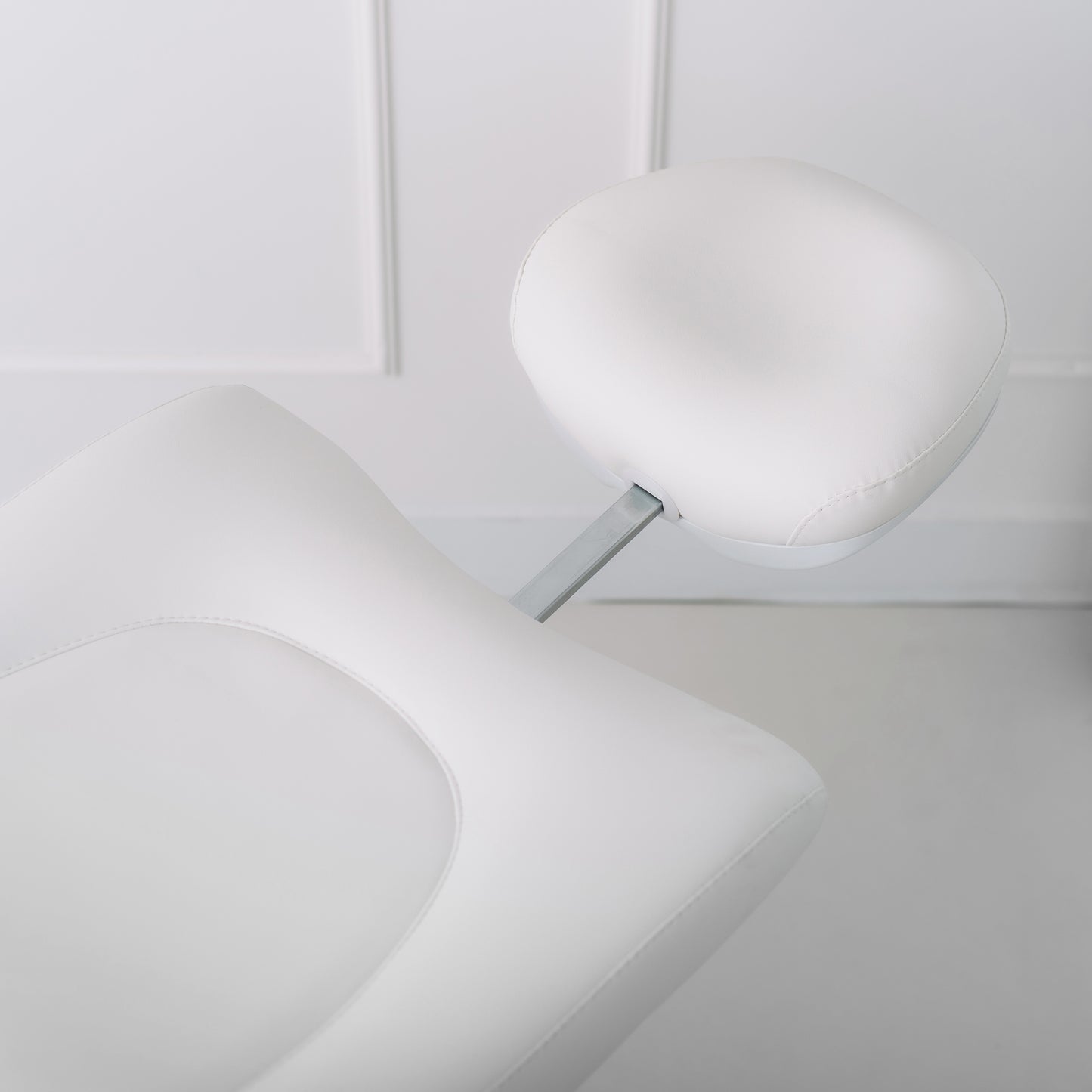 Electric beauty chair Sorina PRO 5 Touch Core k301 White