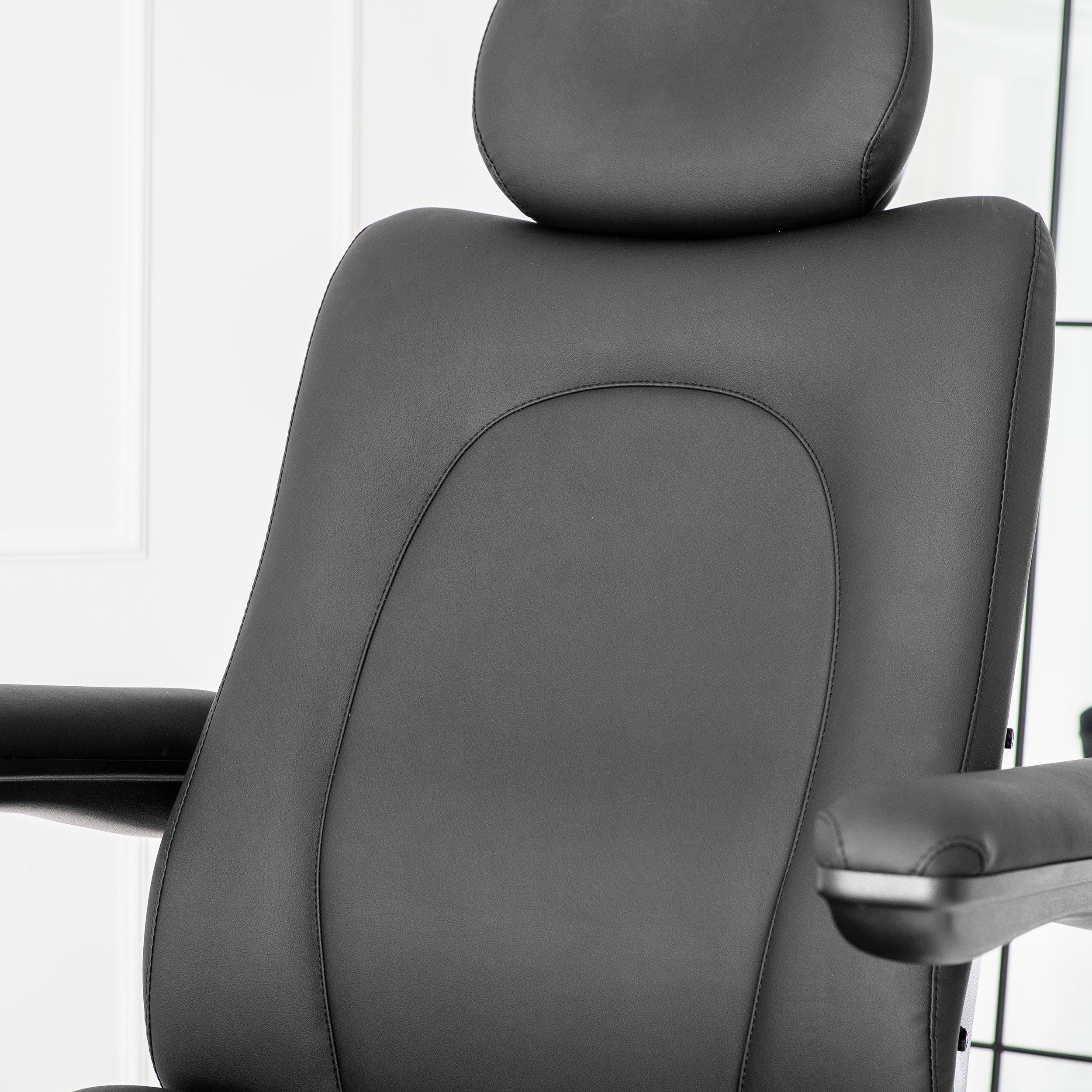 Electric beauty chair Sorina PRO 5 Touch Core k315 Black