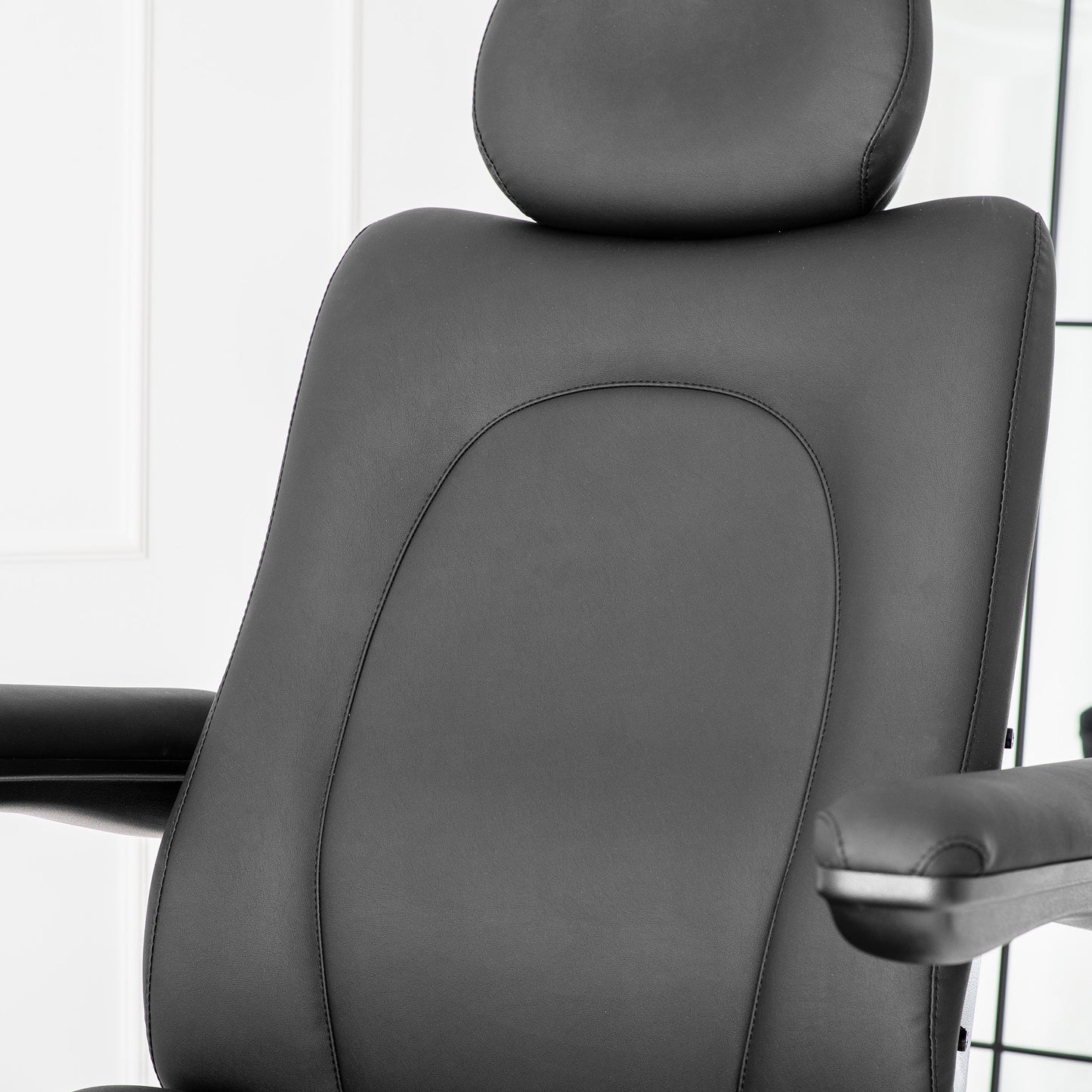 Electric beauty chair Sorina PRO 5 Touch Core k315 Black