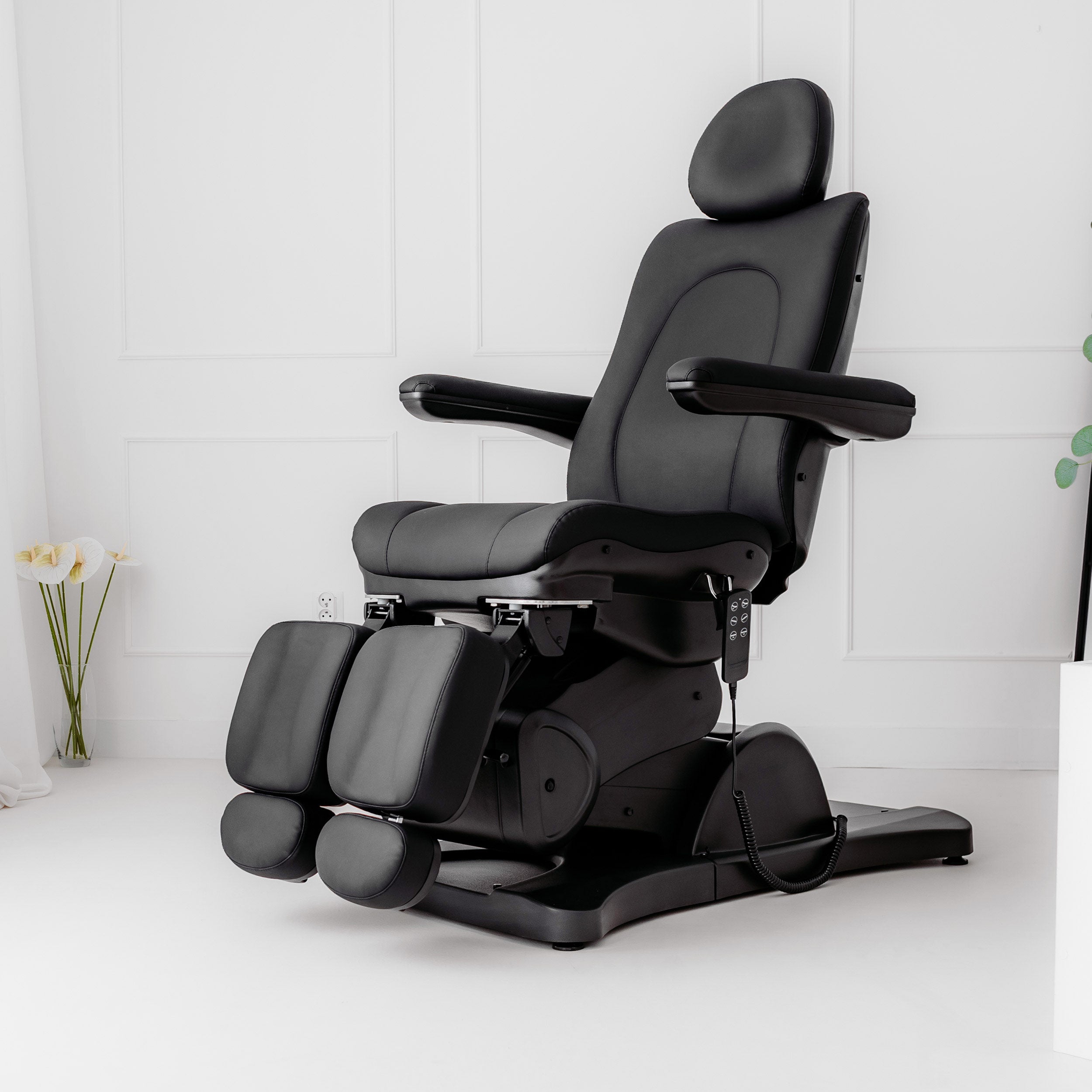 Electric beauty chair Sorina PRO 7 P Touch Core k315 Black