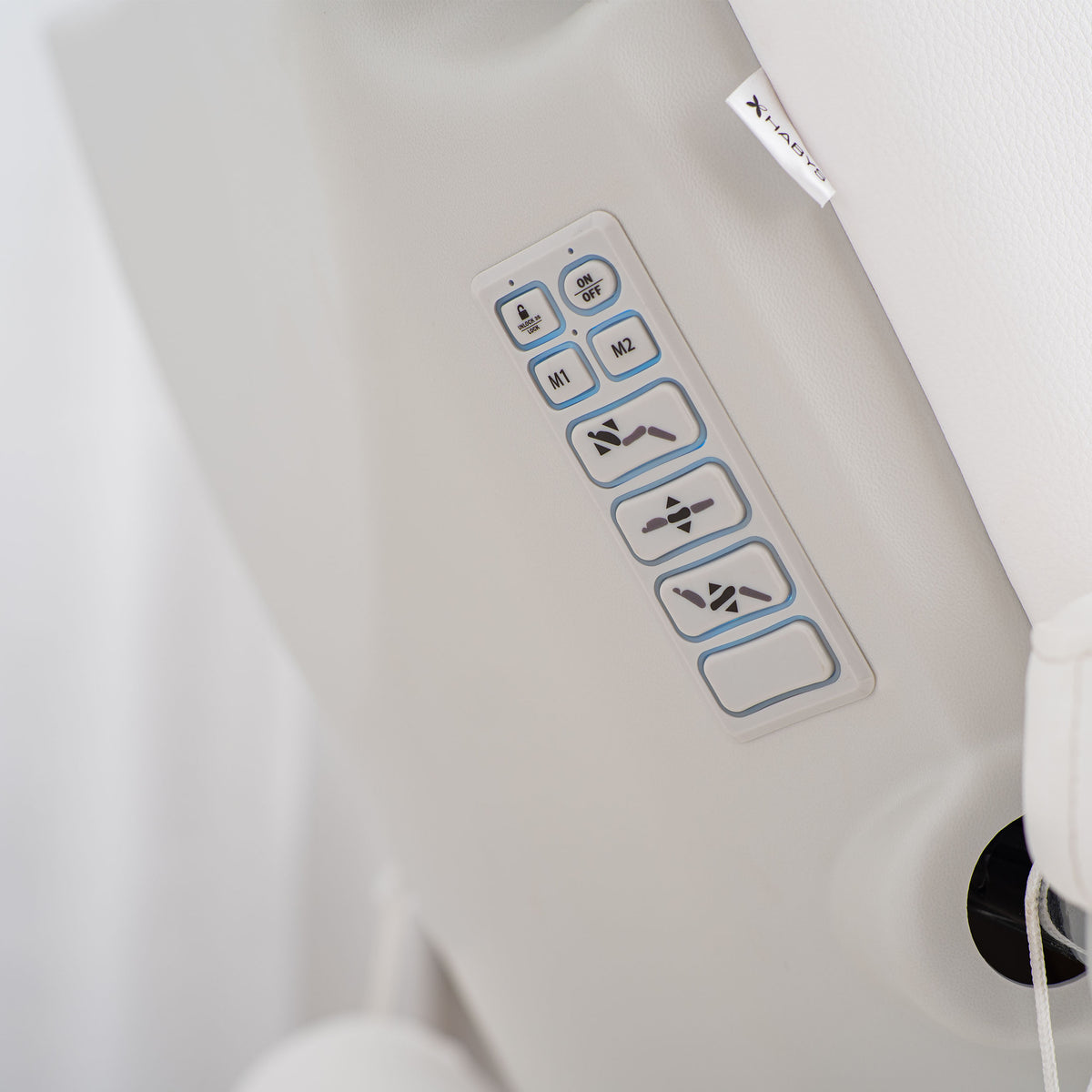 Electric pedicure chair Evia Lift P White – rocking function, heating, independent footrests