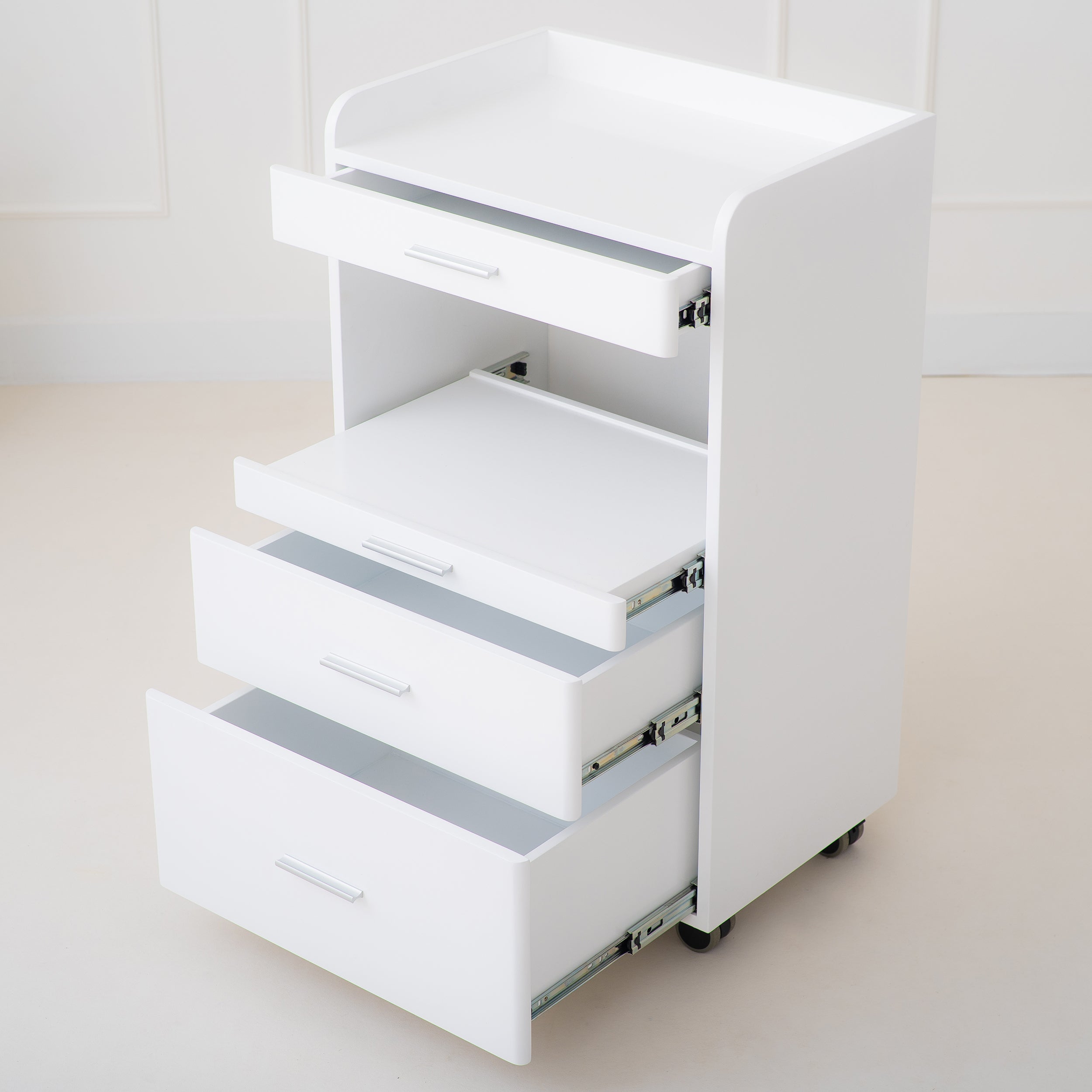 Lumi Cosmetic Assistant