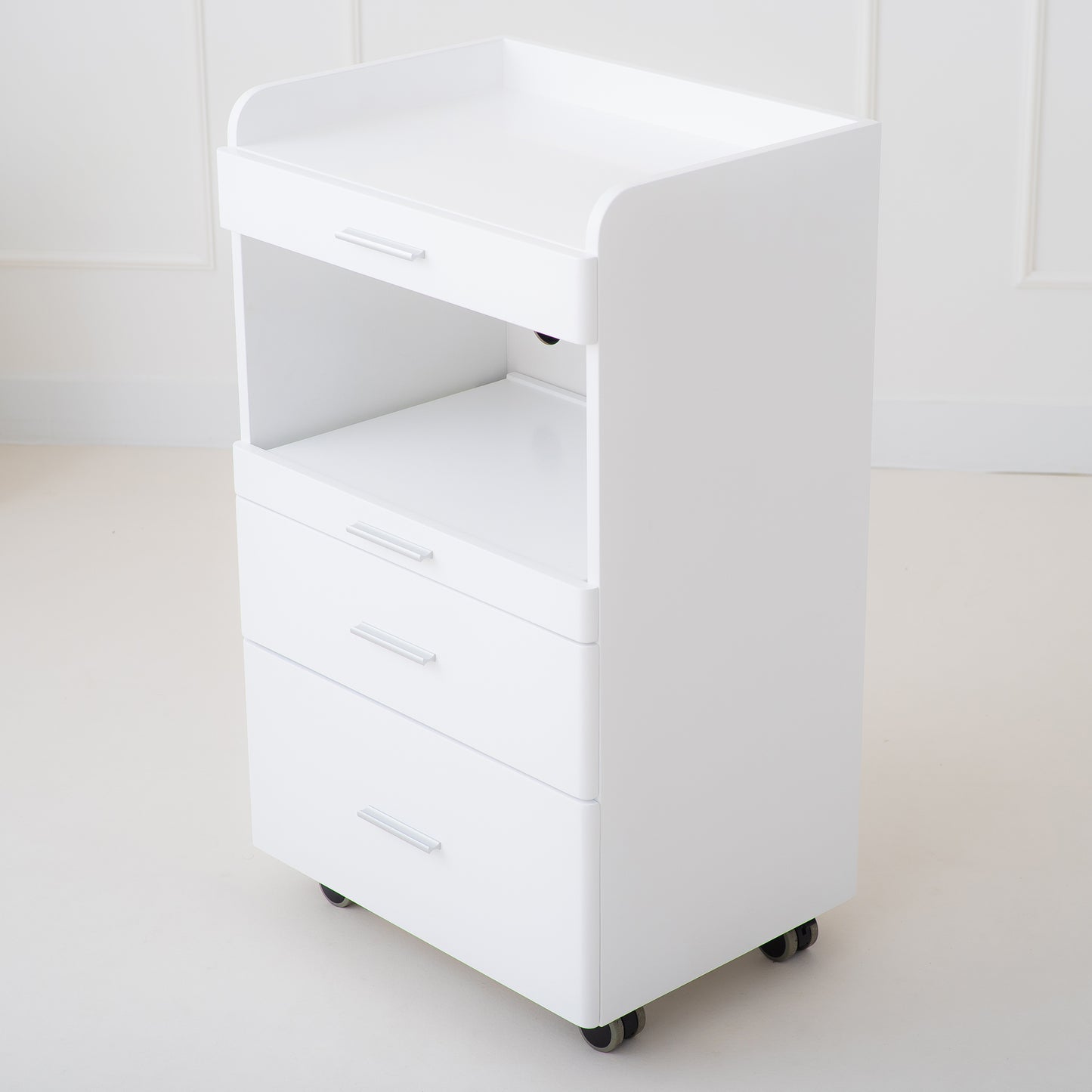 Lumi Cosmetic Assistant