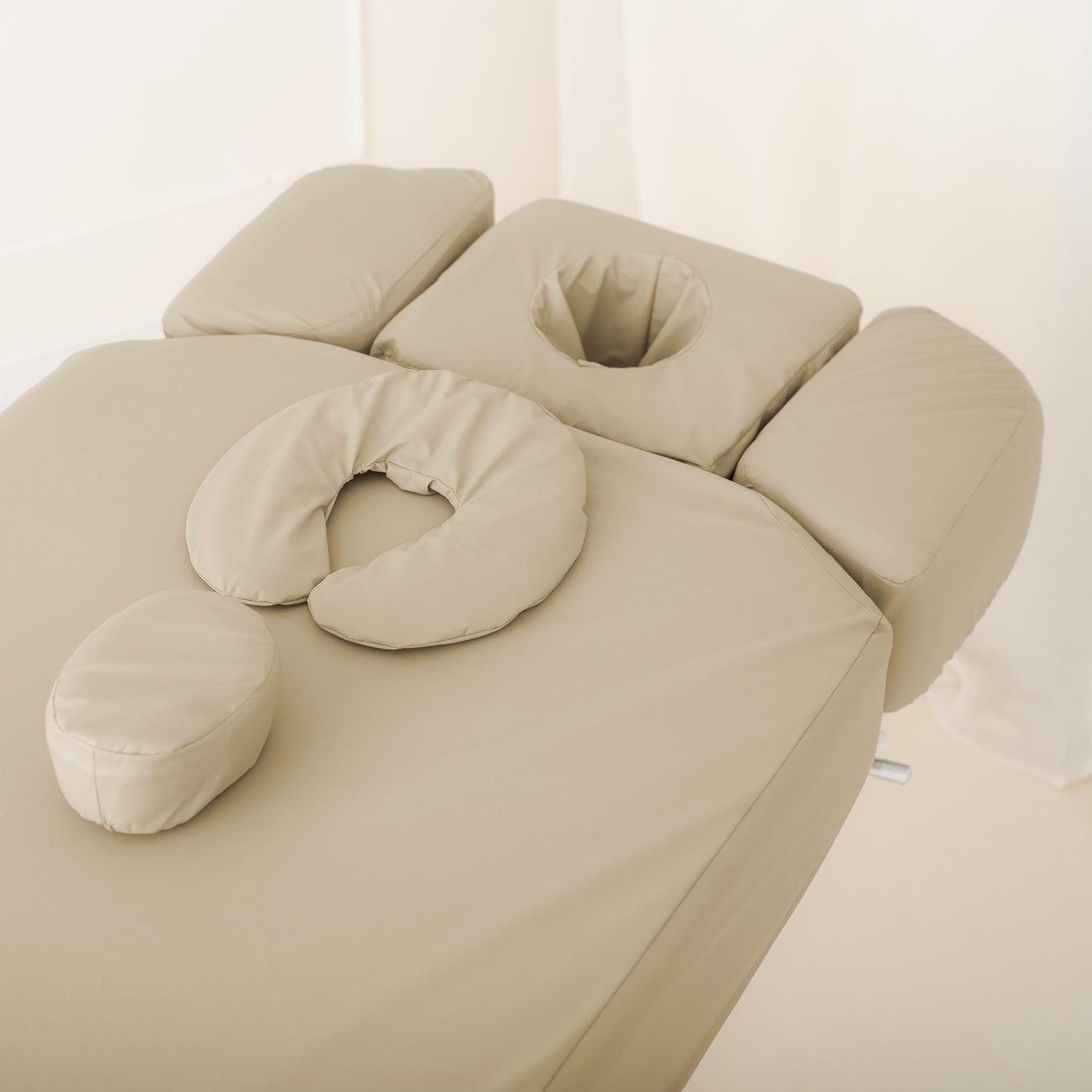 Oil-resistant Hygienic Cover C460 Prestia BEIGE