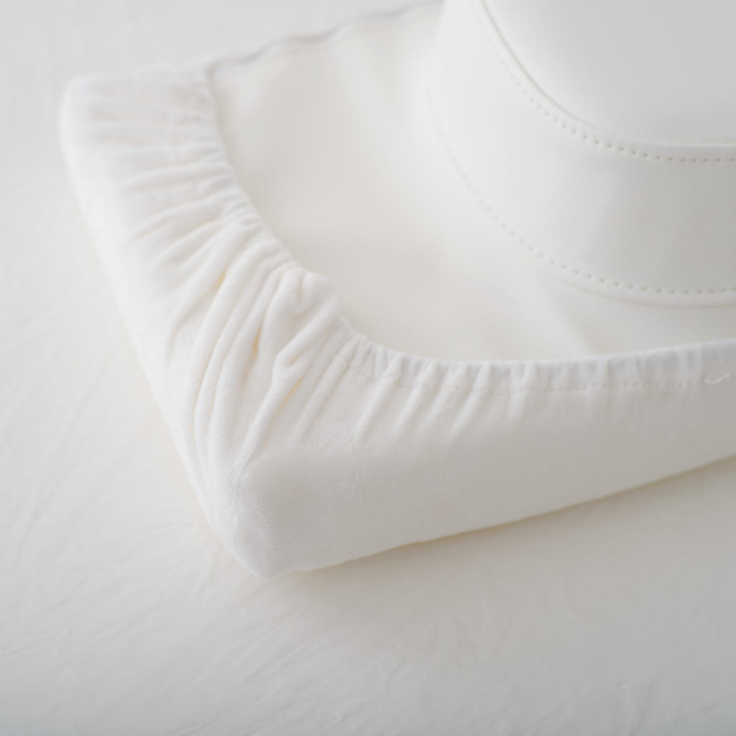 Prestia White Velour Sheet Set | Habys