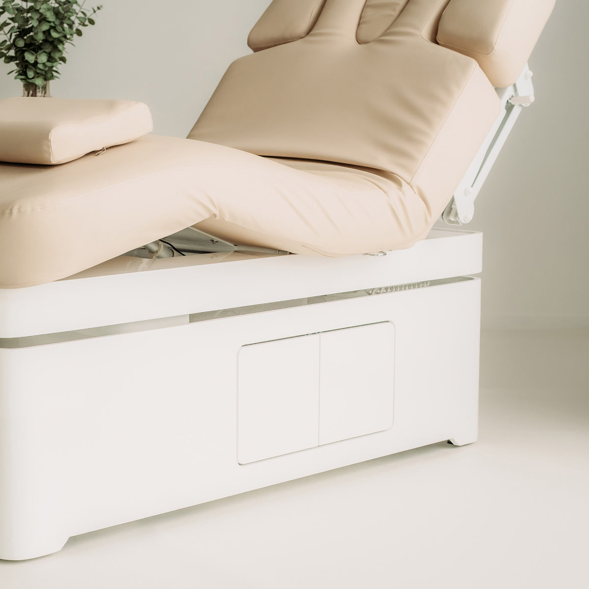 Vellia Beige – Electric SPA Bed with Heating and Storage