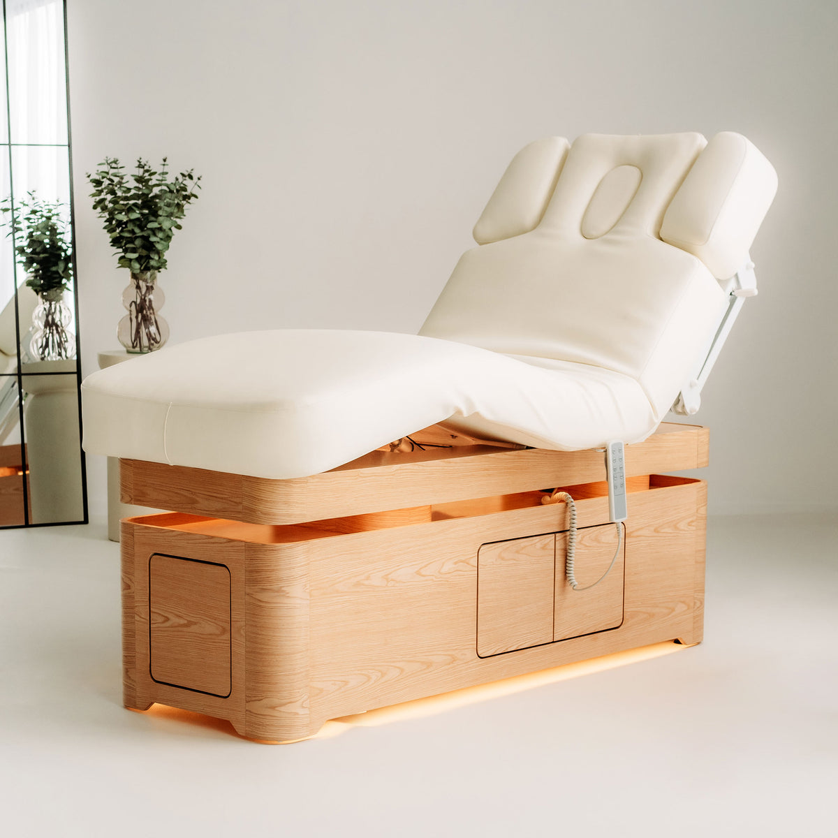 Vellia White – Electric SPA Bed with Heating and Storage