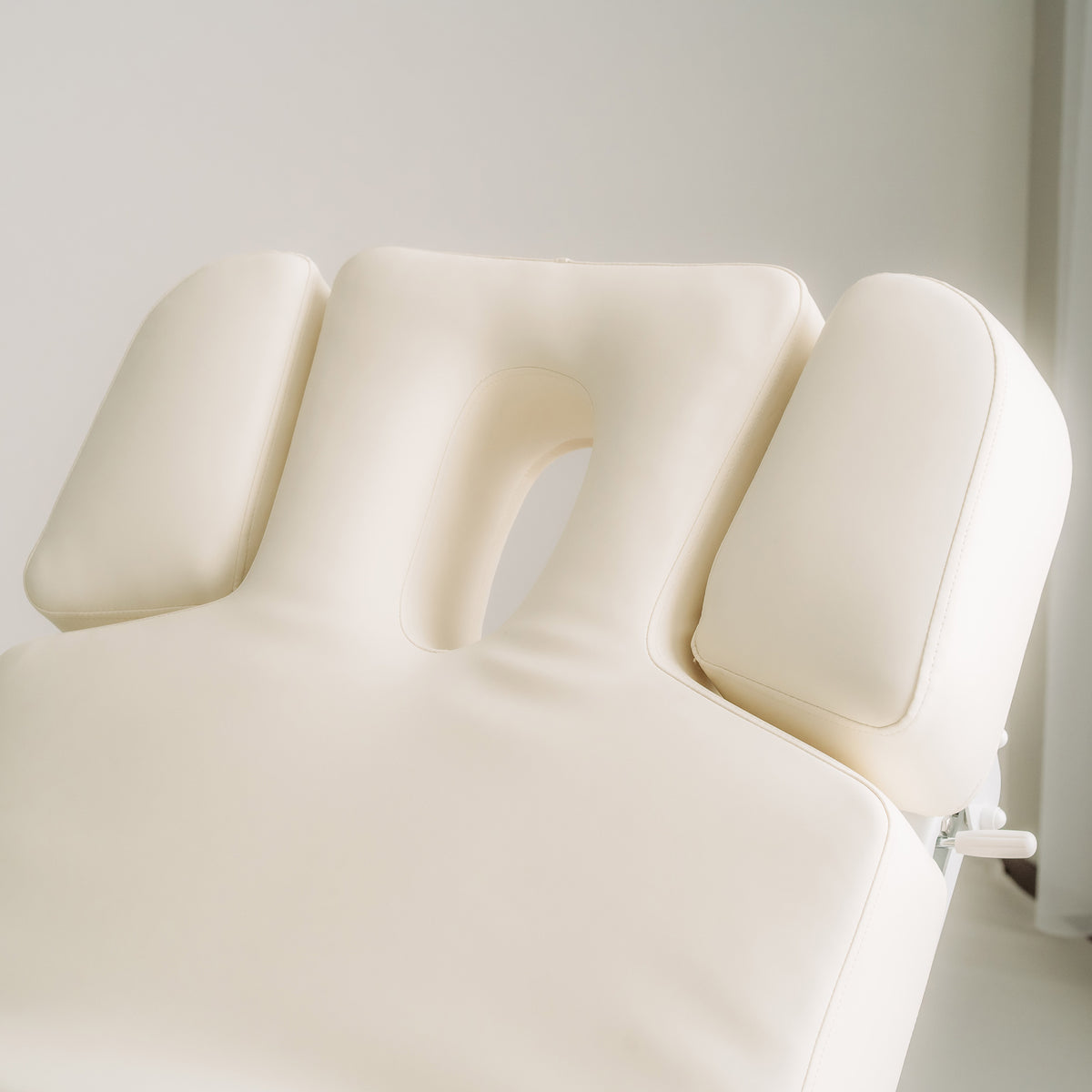 Vellia White – Electric SPA Bed with Heating and Storage